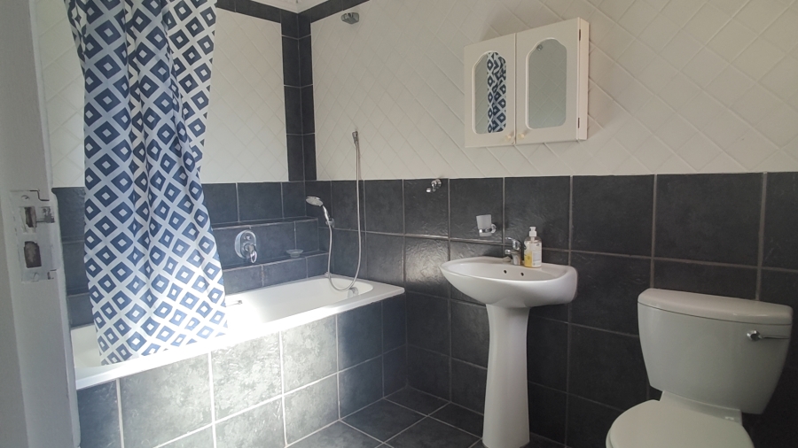 3 Bedroom Property for Sale in Kamma Heights Eastern Cape
